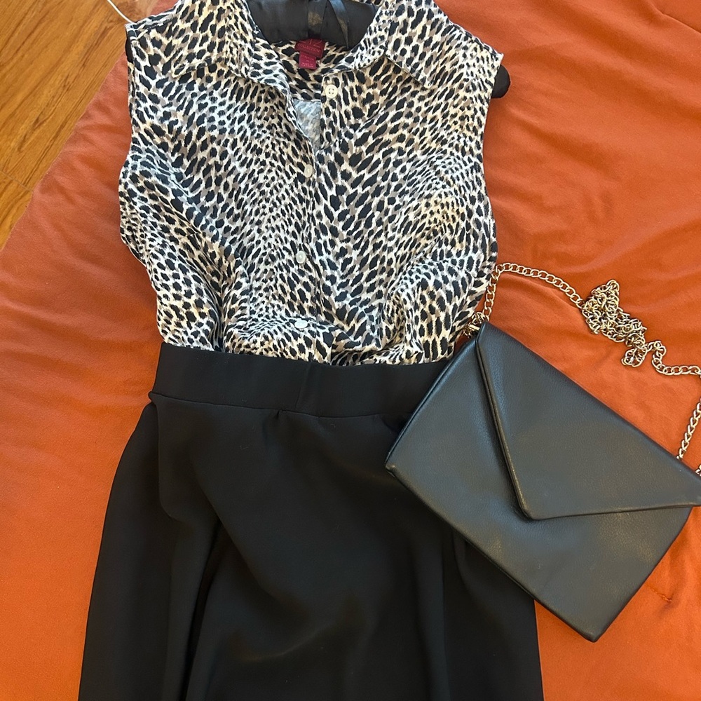 212 Collection Animal Print Sleeveless Button Down Shirt - Picture 2 of 6